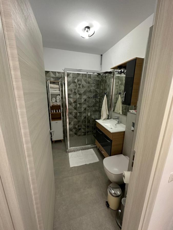 Glamart Apartment Craiova Eksteriør billede